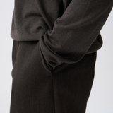 LIGHT V-NECK SWEATER in taupe brown